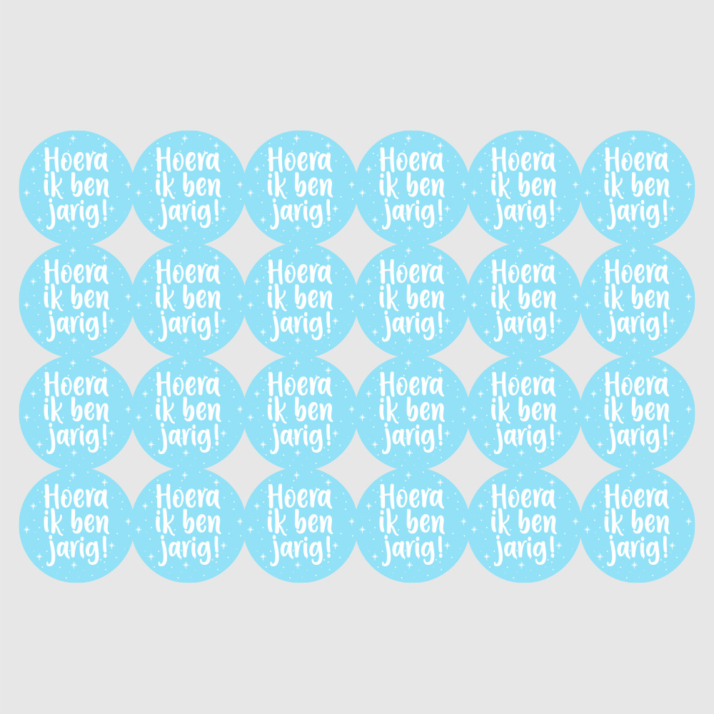 sluitsticker verjaardag blauw jongen jarige feest envelop